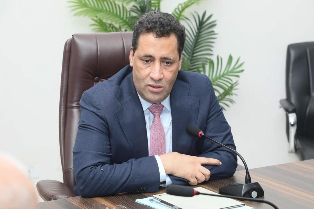 الحكومة تبحث تأمين تموين السوق بالمحروقات