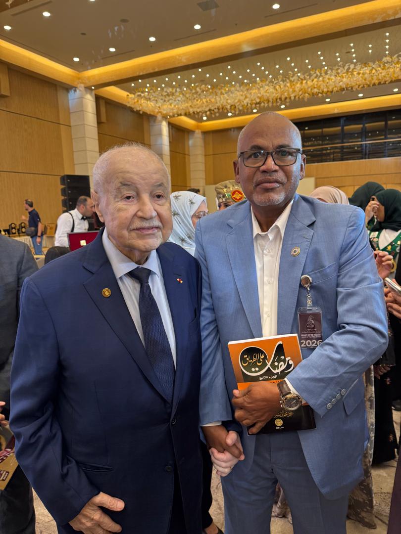 طلال أبو غزالة يشيد بكتاب «ومضات على الطريق» لعلي محمد الشرفاء: أمتنا تحتاج إلى مفكرين يدفعون نحو السلام العادل